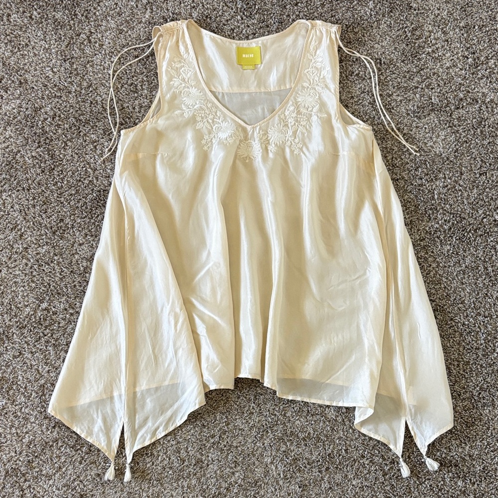 Maeve 100% Silk Cream Embroidered V-Neck Sleeveless Top Size M